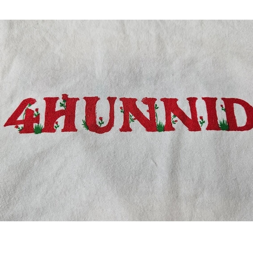 4Hunnid 4Forever‎ White T-Shirt Red Embroidered Logo Floral Detail Mens Medium - Picture 3 of 6